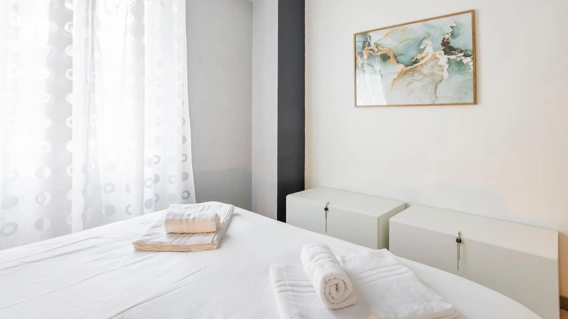 Apartamento Milano City - 10 Minutes To Duomo And Train Station Itália